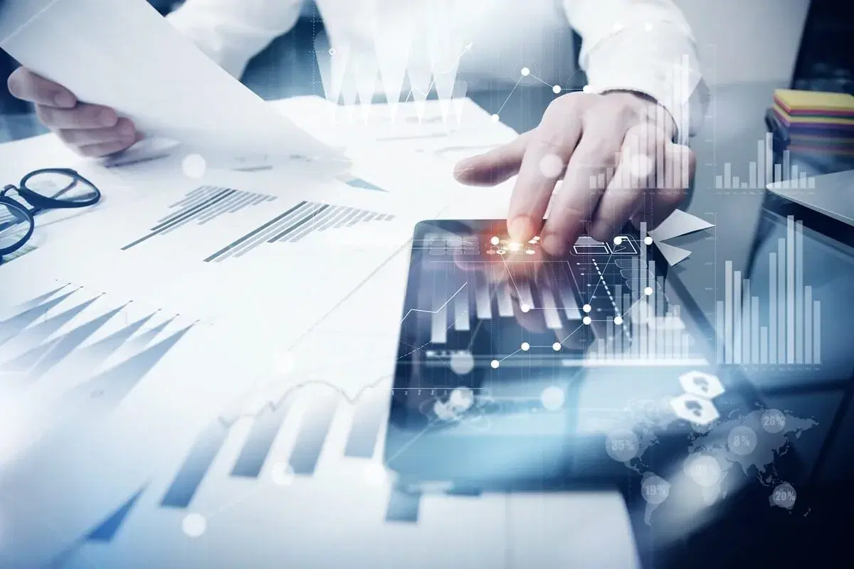 Business intelligence dashboard analysis